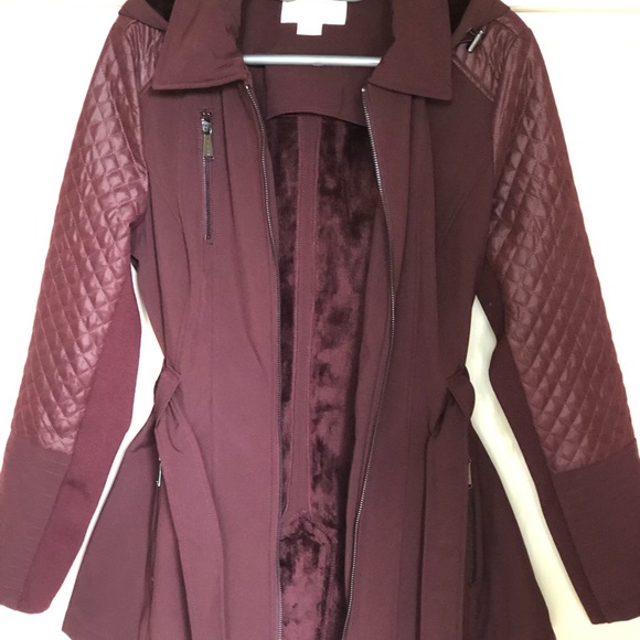 Micheal Kors plum coat - Picture 2 of 4